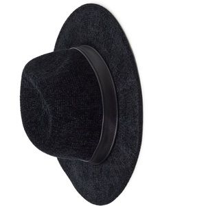 Women’s  black chenille fedora hat